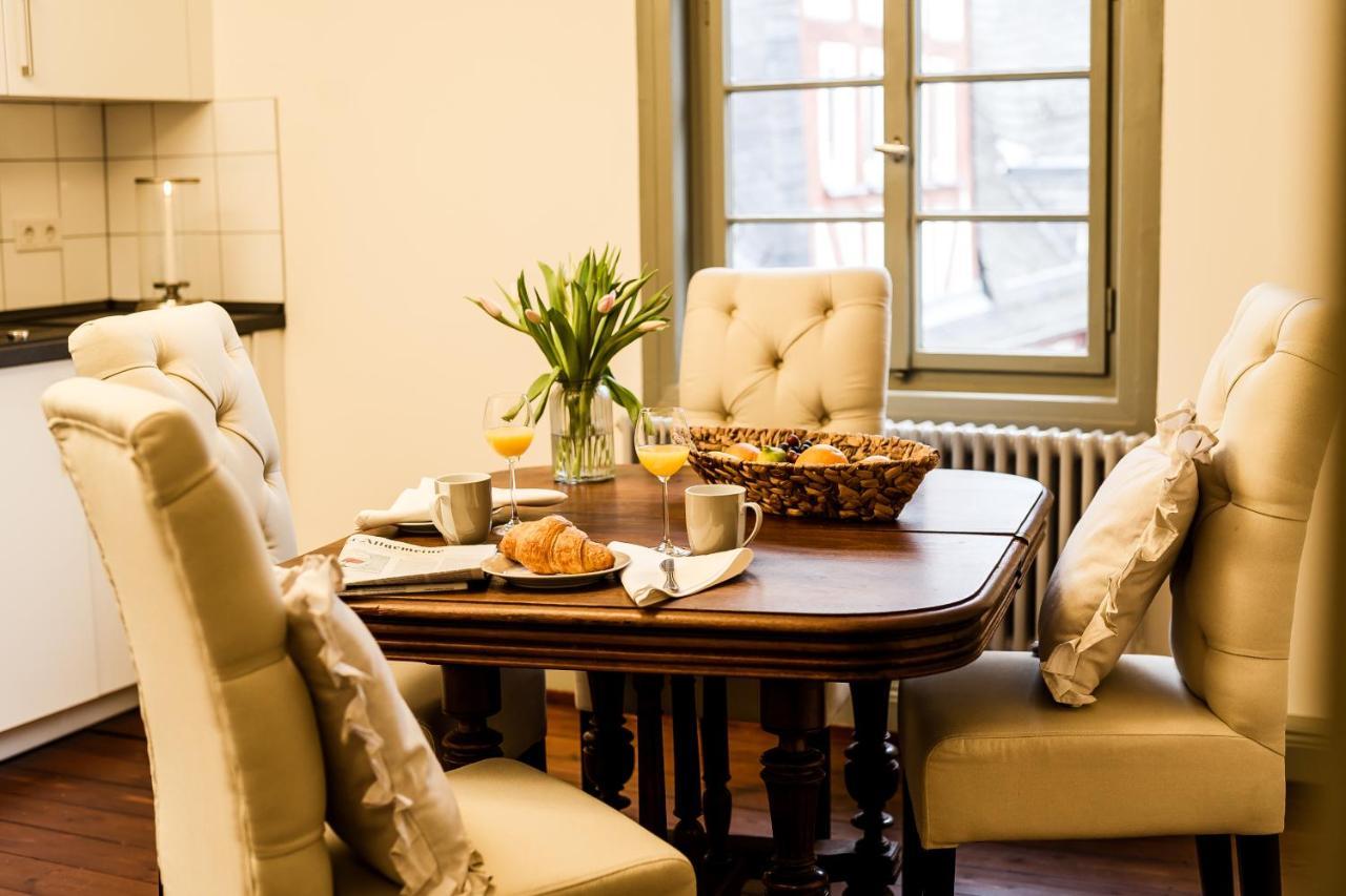 Weinhaus Schultes Hotel Лимбург-на-Лане Екстериор снимка